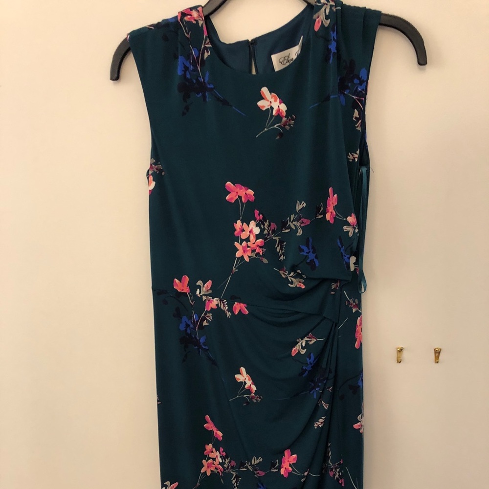 Dress - Picture 1 of 2